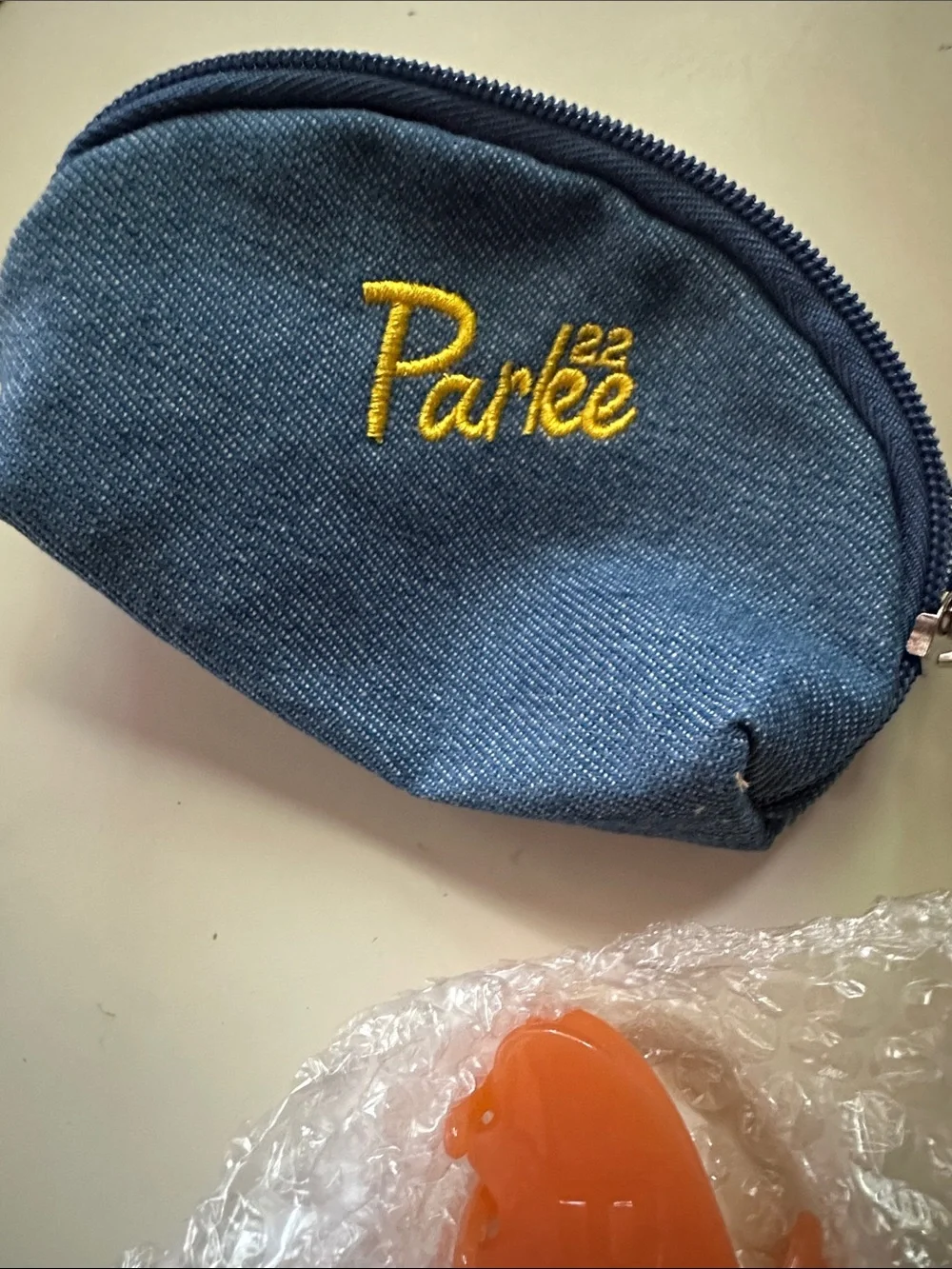 Parke amber orange claw clip